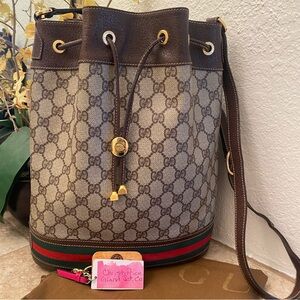 Stunning Vintage Sherry Line Drawstring Bucket Bag with Crossbody Strap